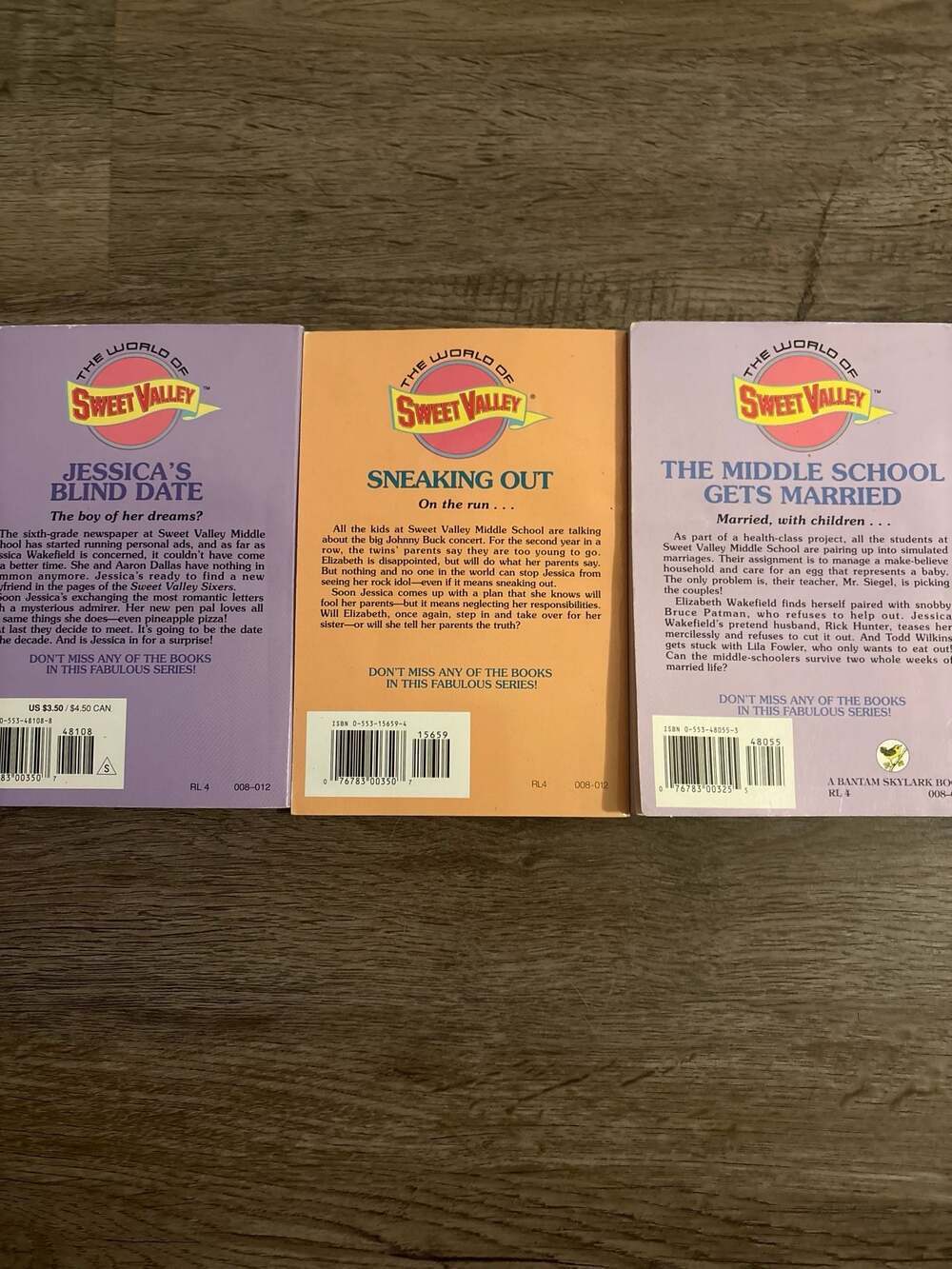 Lot of 3 Vintage Sweet Valley Twins and Friends Books: Sneaking Out, The Middle - Picture 3 of 6